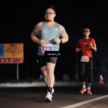 Runner Photo 4382068