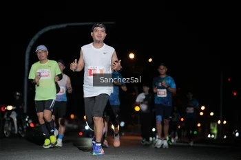 Runner Photo 4382075