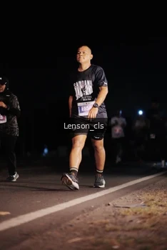 Runner Photo 4382173