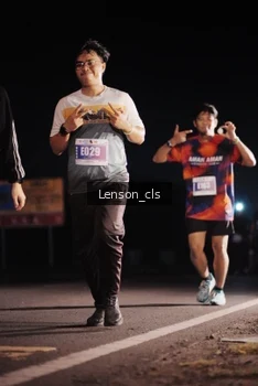Runner Photo 4382313