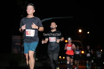 Runner Photo 4382315