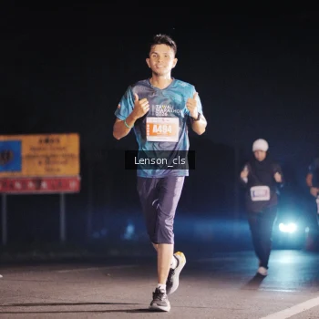 Runner Photo 4382342