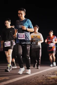 Runner Photo 4382352