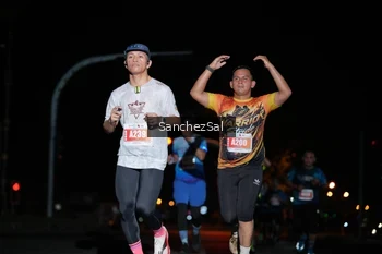 Runner Photo 4382359