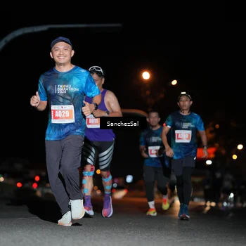 Runner Photo 4382451