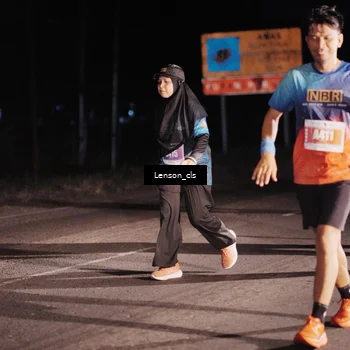 Runner Photo 4382468
