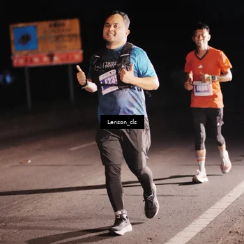 Runner Photo 4382472