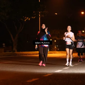 Runner Photo 4382475