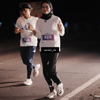 Runner Photo 4382476