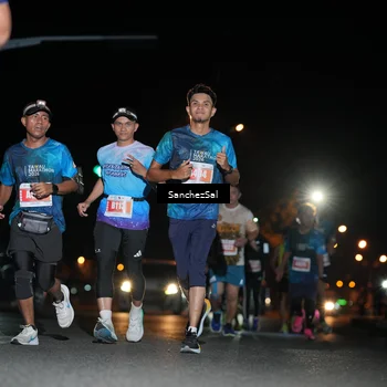 Runner Photo 4382521