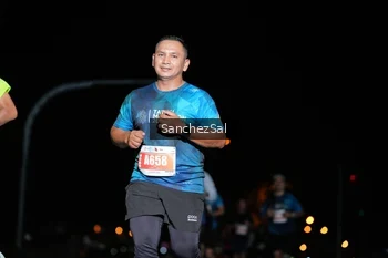 Runner Photo 4382546