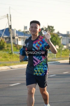 Runner Photo 4382573