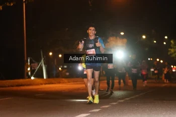 Runner Photo 4382597