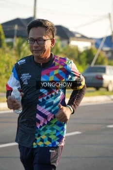 Runner Photo 4382623