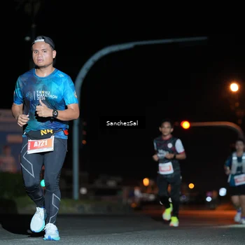 Runner Photo 4382672