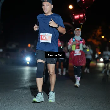 Runner Photo 4382813