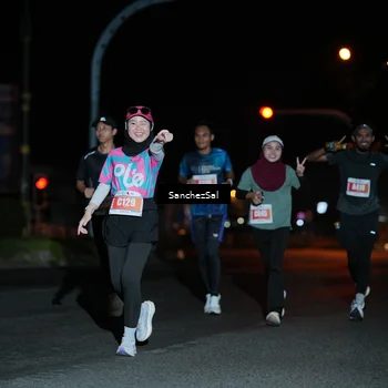 Runner Photo 4382948