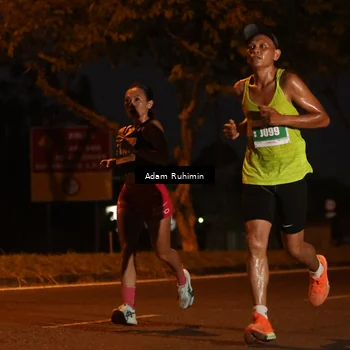 Runner Photo 4382970