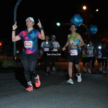 Runner Photo 4382975