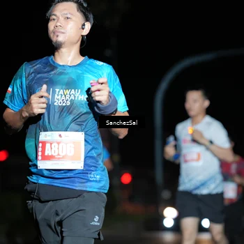 Runner Photo 4383001