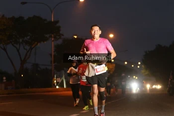 Runner Photo 4383016