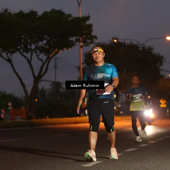 Runner Photo 4383080