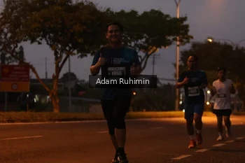 Runner Photo 4383094