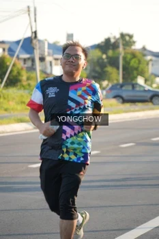 Runner Photo 4383099