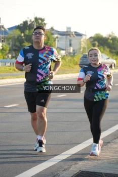 Runner Photo 4383105