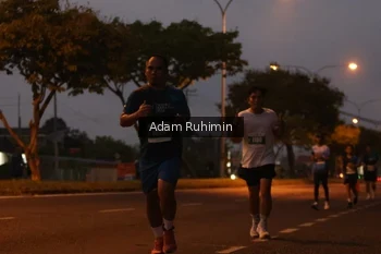 Runner Photo 4383108