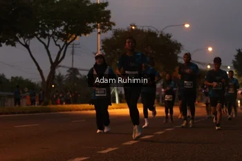 Runner Photo 4383117