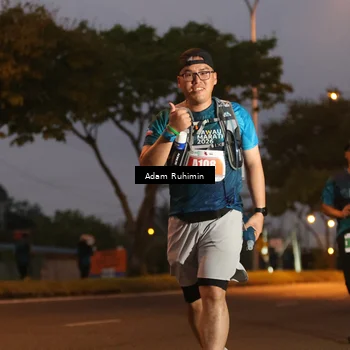 Runner Photo 4383131