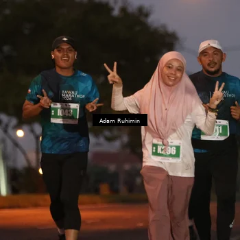 Runner Photo 4383137