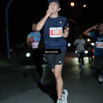 Runner Photo 4383174