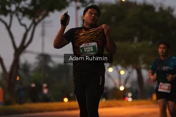 Runner Photo 4383195