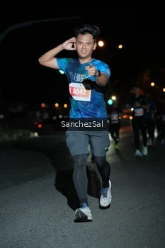 Runner Photo 4383216