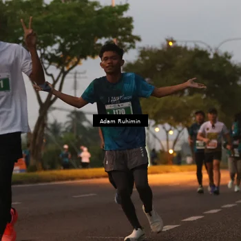 Runner Photo 4383246