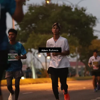 Runner Photo 4383248