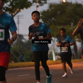 Runner Photo 4383251