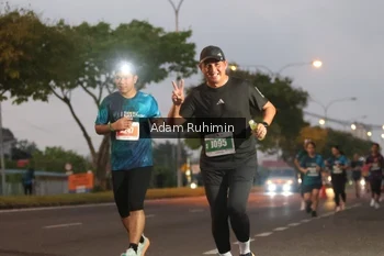 Runner Photo 4383266