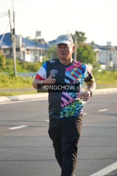 Runner Photo 4383268