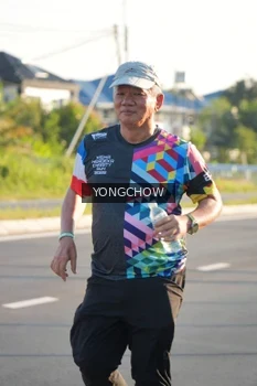 Runner Photo 4383275