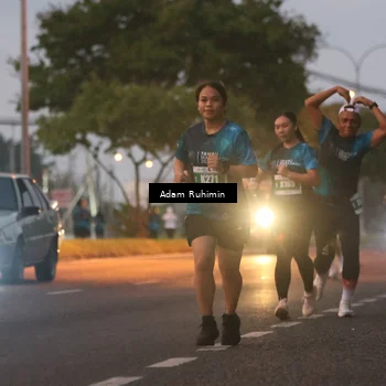 Runner Photo 4383287