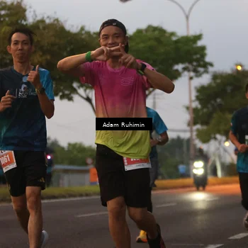 Runner Photo 4383338
