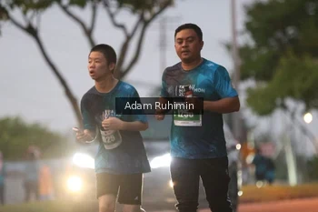 Runner Photo 4383381