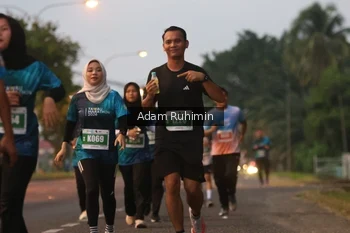 Runner Photo 4383424