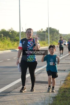 Runner Photo 4383436