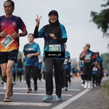 Runner Photo 4383455