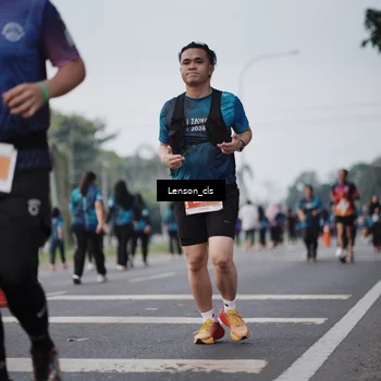 Runner Photo 4383458