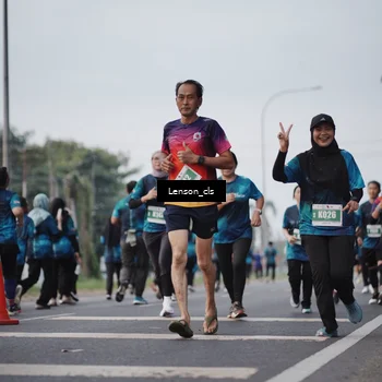 Runner Photo 4383459